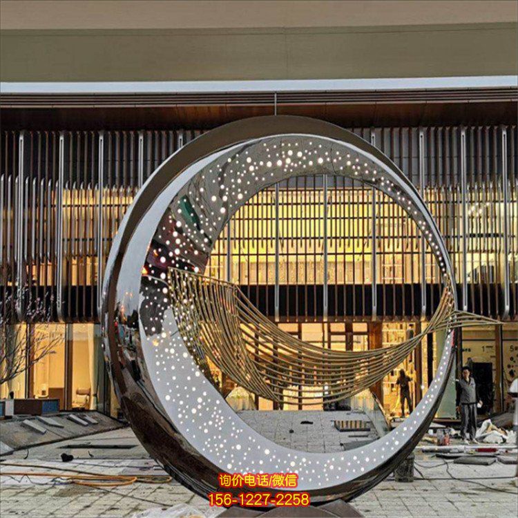 不銹鋼月亮雕塑戶外城市鏤空發光月亮園林景觀雕塑