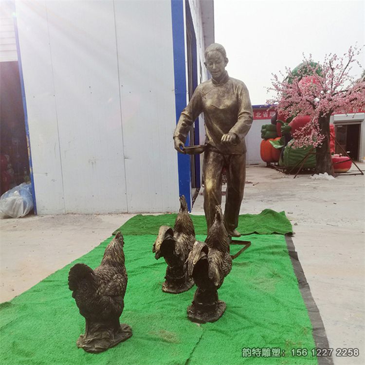 喂雞雕塑06 喂雞雕塑06