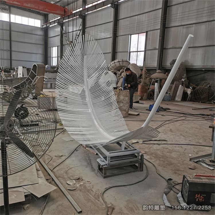 不銹鋼羽毛雕塑32 不銹鋼羽毛雕塑32