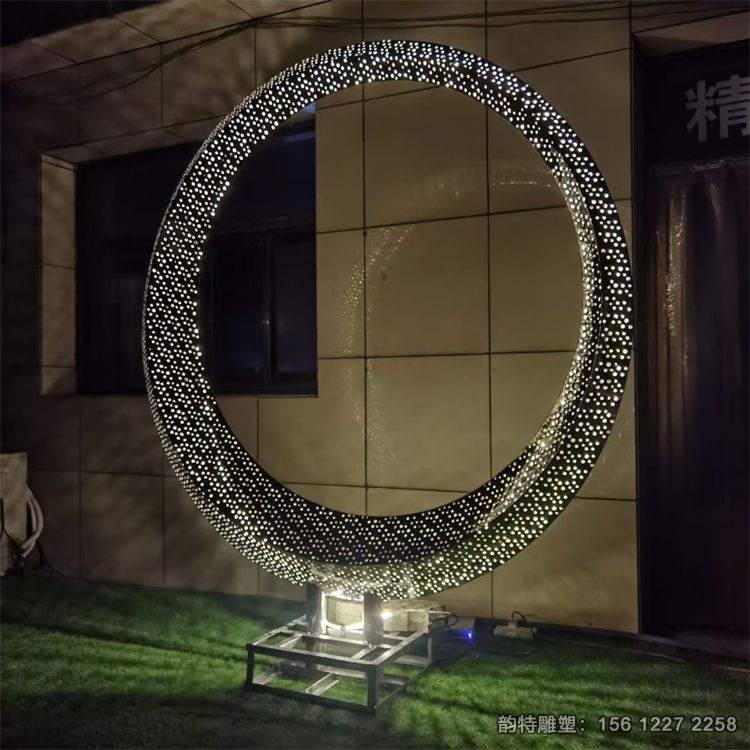 不銹鋼月亮圓環雕塑334