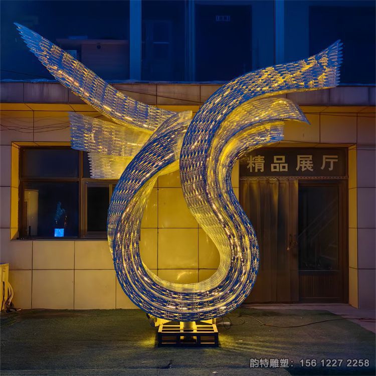 抽象不銹鋼鏤空翅膀雕塑，不銹鋼發光翅膀雕塑加工廠