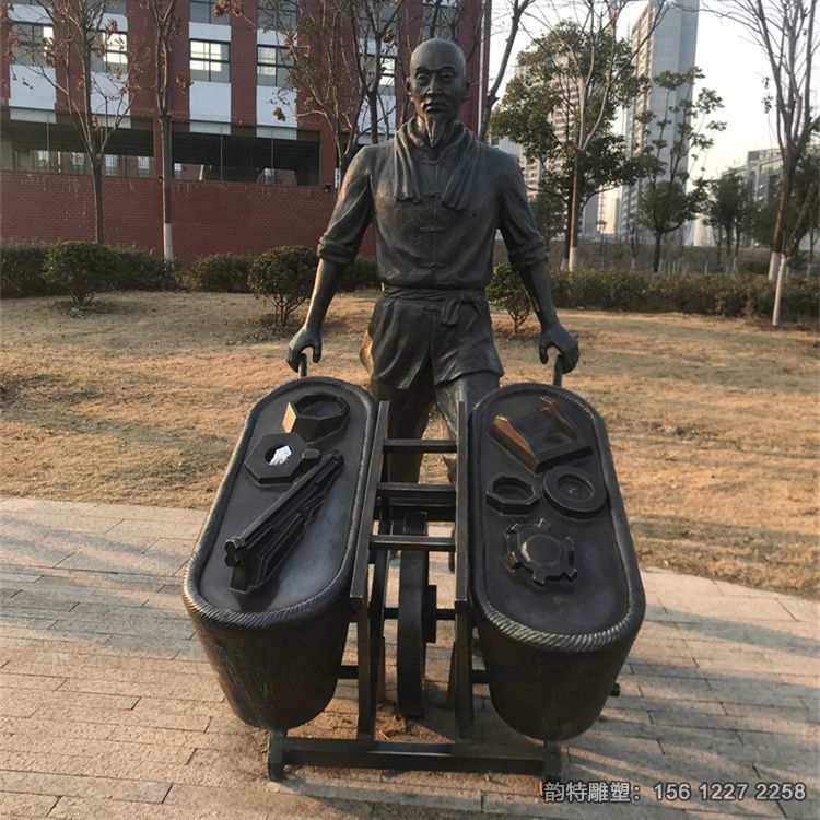 古代搬運(yùn)工人雕塑，玻璃鋼裝卸工雕塑案例